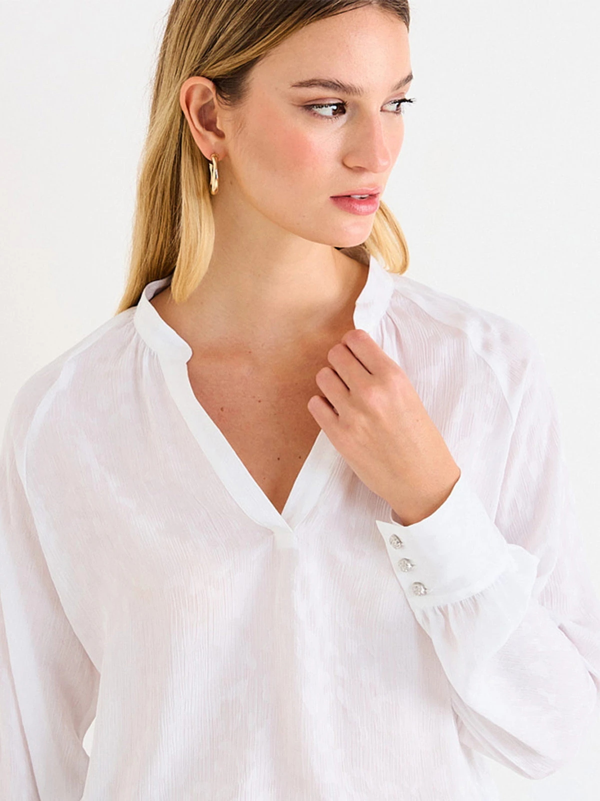 BLUSA MUJER ASH CUELLO EN V MANGA LARGA  - 3