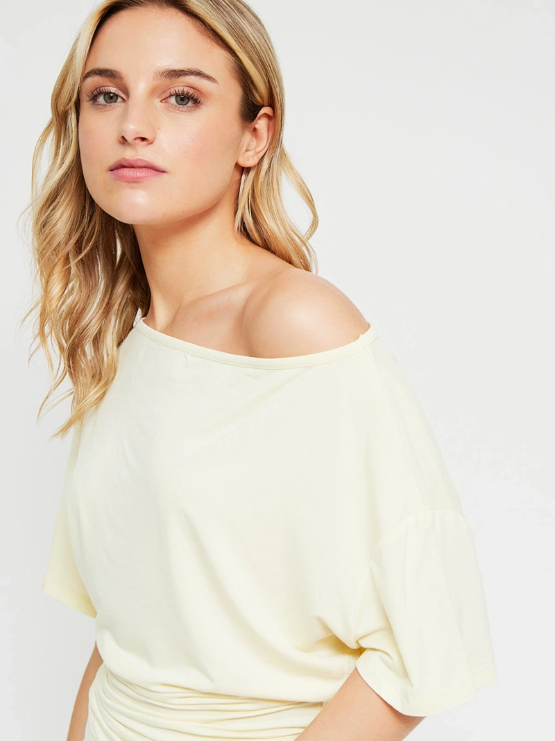 POLERA MUJER INDEX MANGA CORTA ASIMÉTRICO - 3