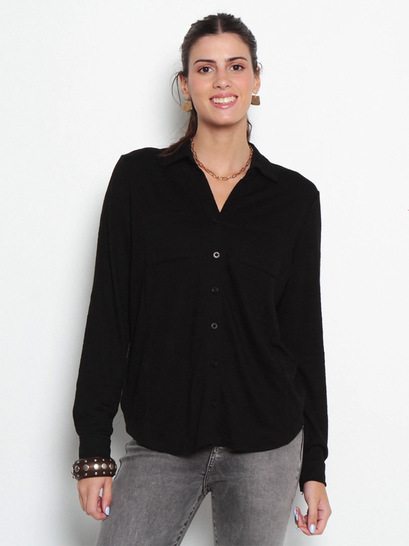 BLUSA MUJER WADO'S MANGA LARGA ABOTONADA EN DELANTERO CON BOLSILLO ESCOTE V