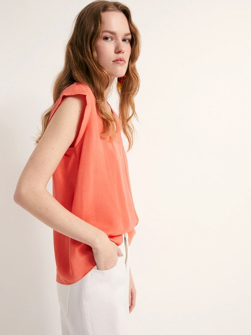 BLUSA MUJER SFERA SIN MANGAS BASICA