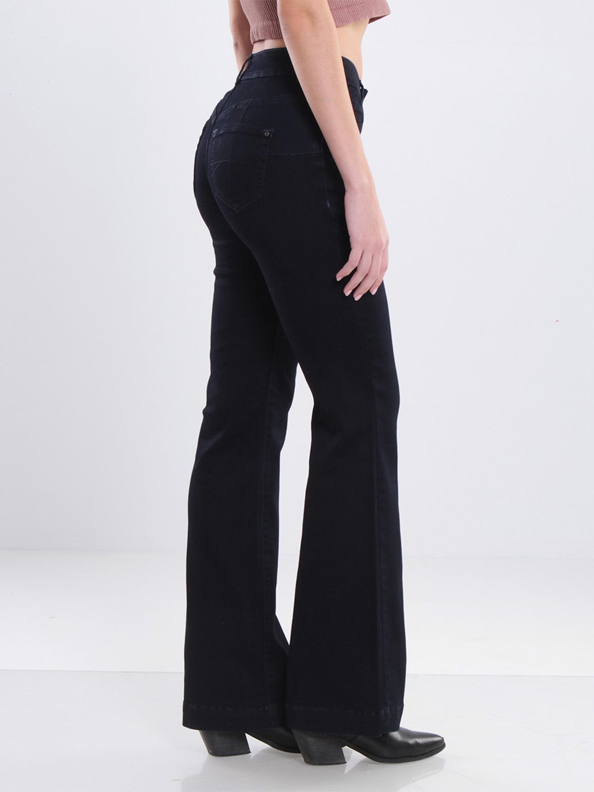 JEANS MUJER WADO'S FLARE TIRO ALTO PUSH UP - 4