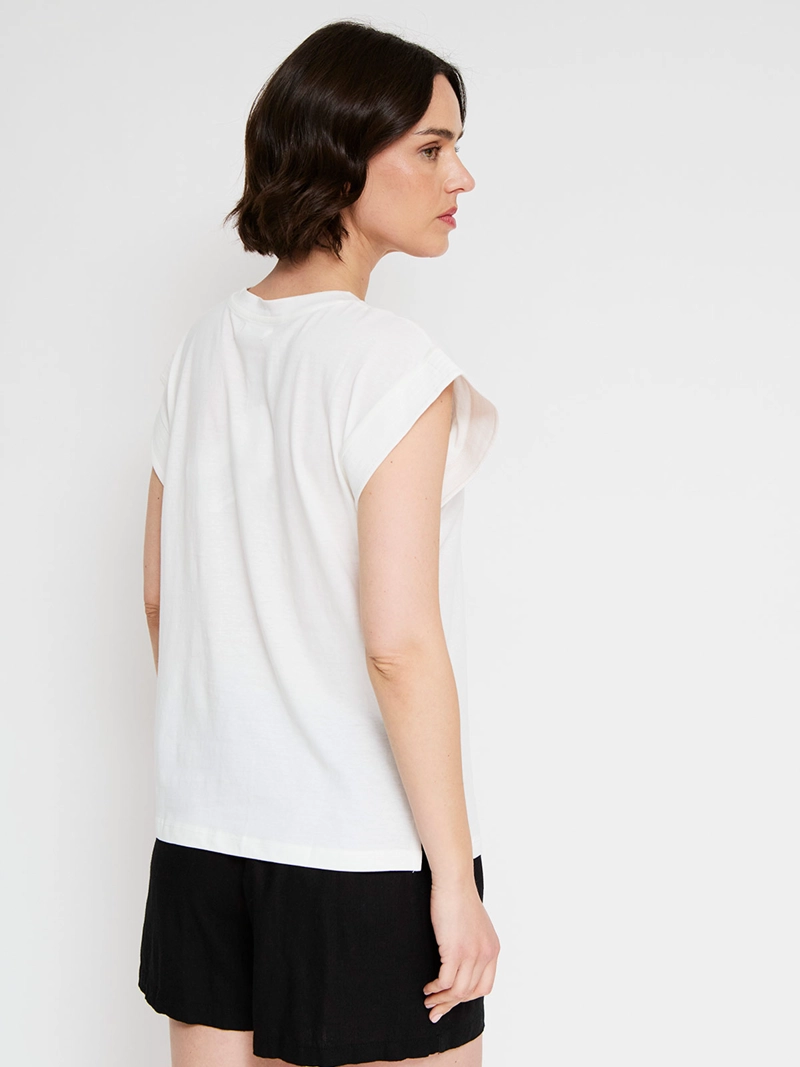 POLERA MUJER SFERA BÁSICA - 2
