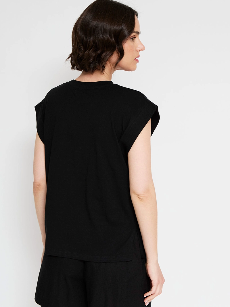 POLERA MUJER SFERA BÁSICA - 2