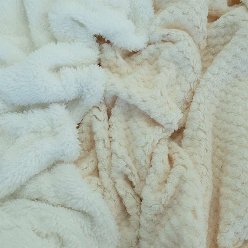 FRAZADA DORAL POP SHERPA KING BEIGE - 3