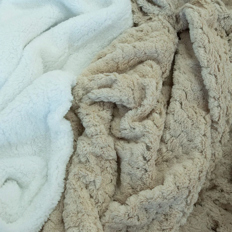 FRAZADA DORAL POP SHERPA KING BEIGE - 3