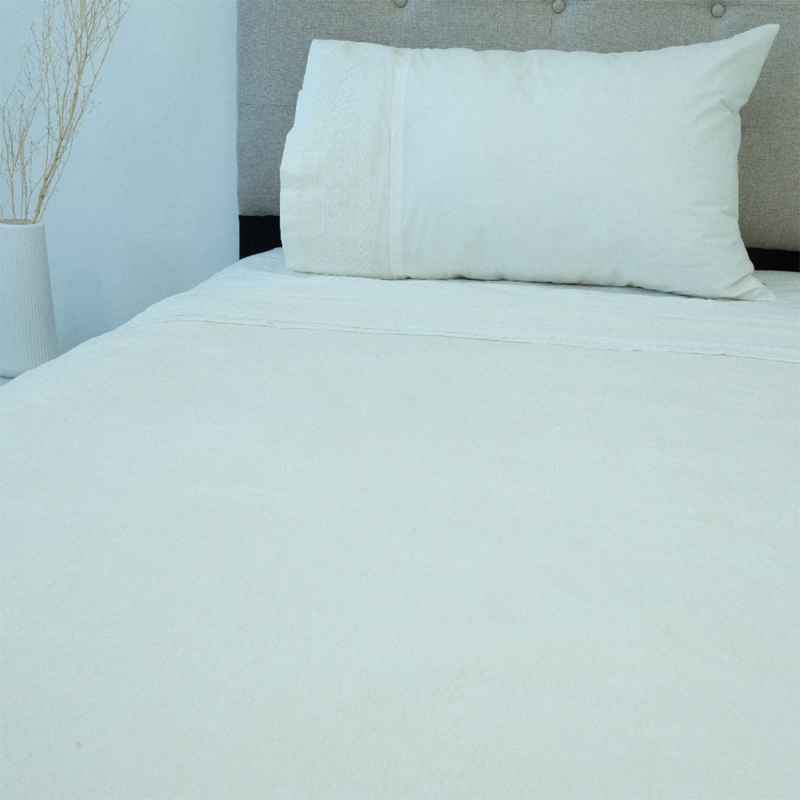 FRAZADA DORAL FLANNEL LISA 1.5 PLAZAS CREMA - 2