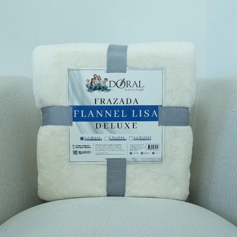 FRAZADA DORAL FLANNEL LISA 1.5 PLAZAS CREMA - 4