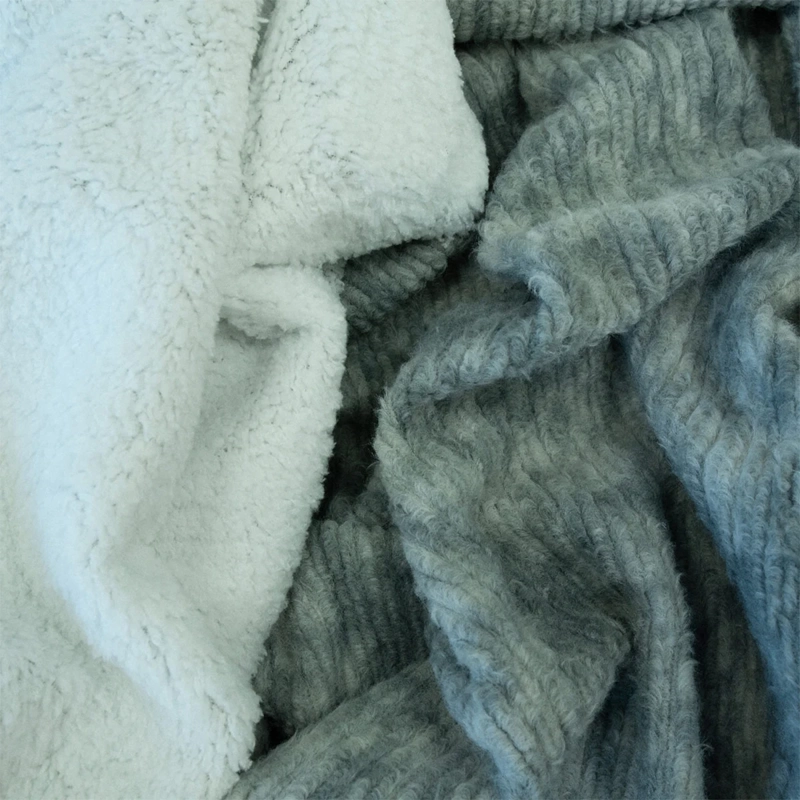 FRAZADA DORAL FLUFFLY SHERPA 2 PLAZAS GRIS AZULADO - 3
