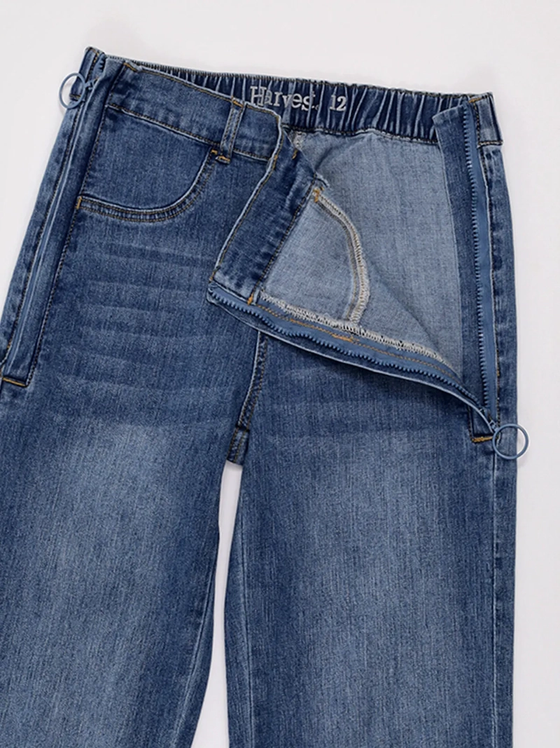 JEANS NIÑA HARVEST FIT WIDE ADAPTADO CON ABERTURA LATERAL CON CIERRES - 3