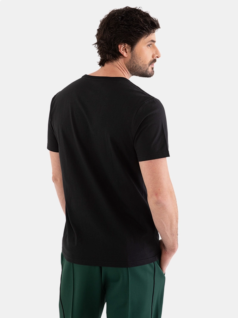POLERA HOMBRE CONVERSE MANGA CORTA SMALL STAR CHEVRON - 2