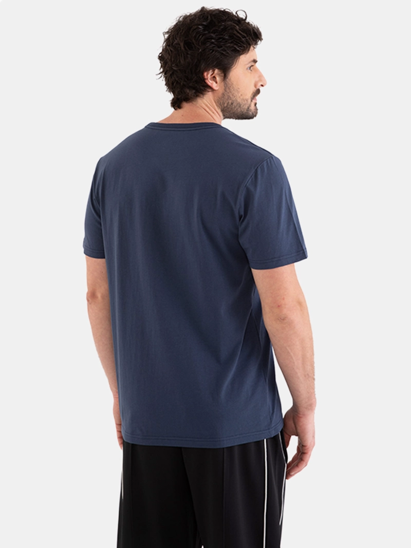 POLERA HOMBRE CONVERSE MANGA CORTA SMALL STAR CHEVRON - 2