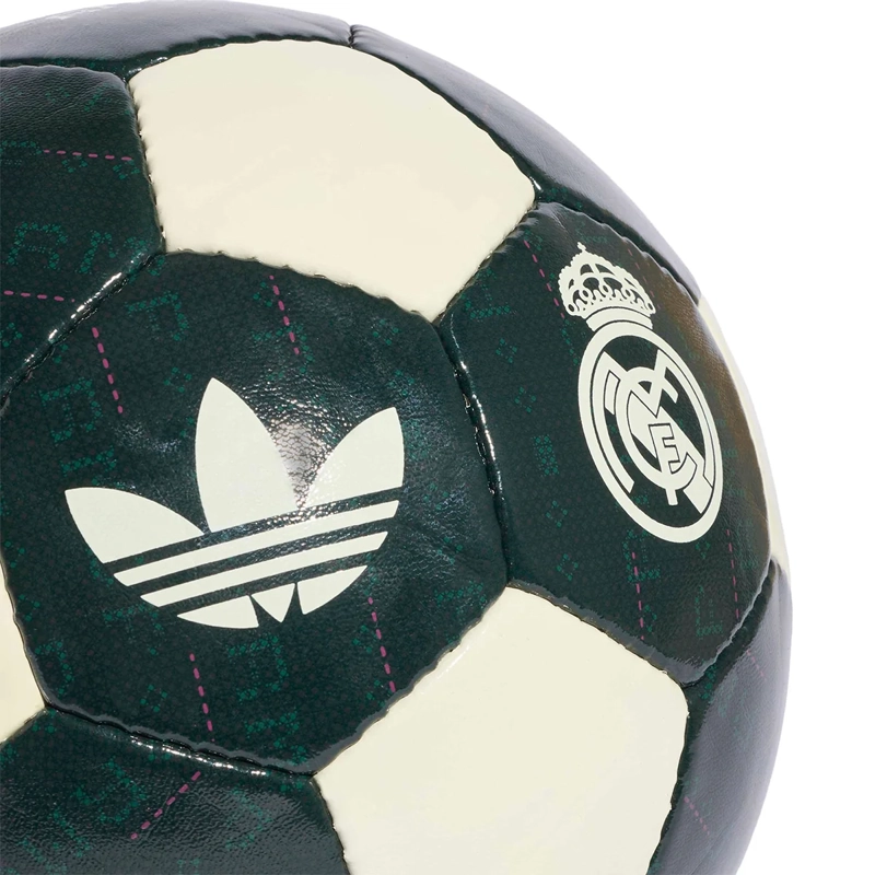 BALÓN DE FÚTBOL ADIDAS CLUB VISITA REAL MADRID - 3