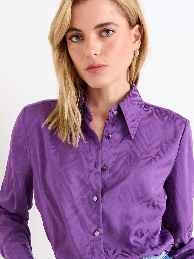 BLUSA MUJER ASH REGULAR FIT CUELLO CAMISERO - 3