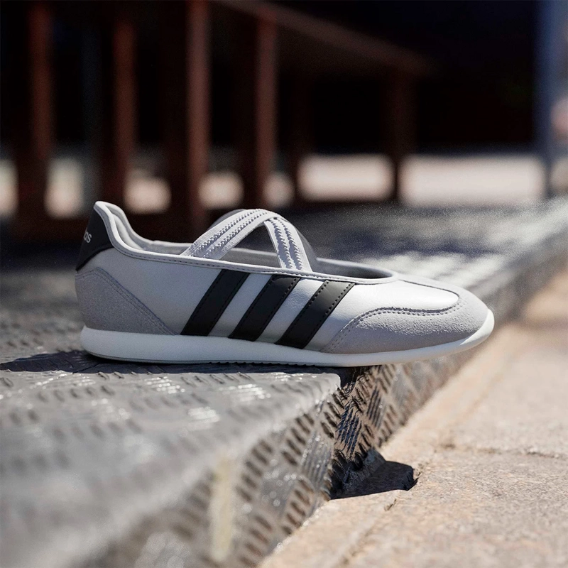 ZAPATILLAS MUJER ADIDAS URBANAS GRIS BARREDA MARY JANE CUERO - 11