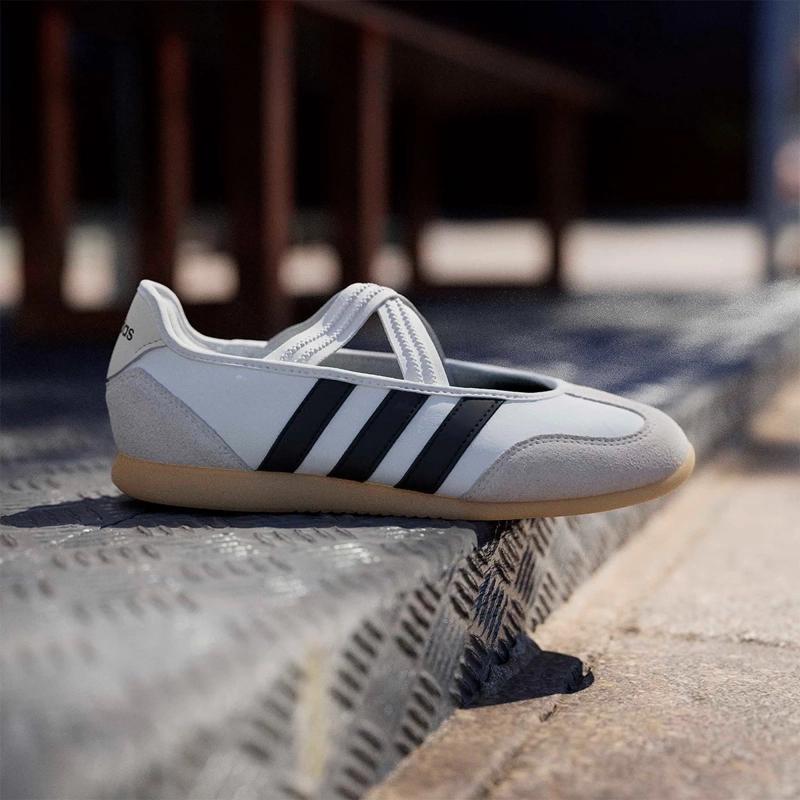 ZAPATILLAS MUJER ADIDAS URBANAS BLANCO BARREDA MARY JANE CUERO - 11