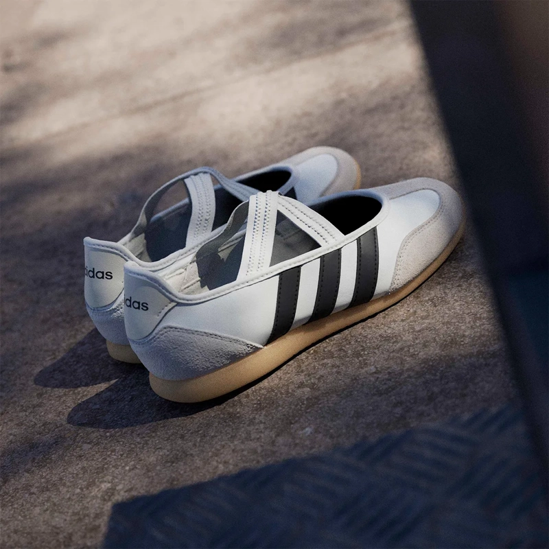 ZAPATILLAS MUJER ADIDAS URBANAS BLANCO BARREDA MARY JANE CUERO - 14