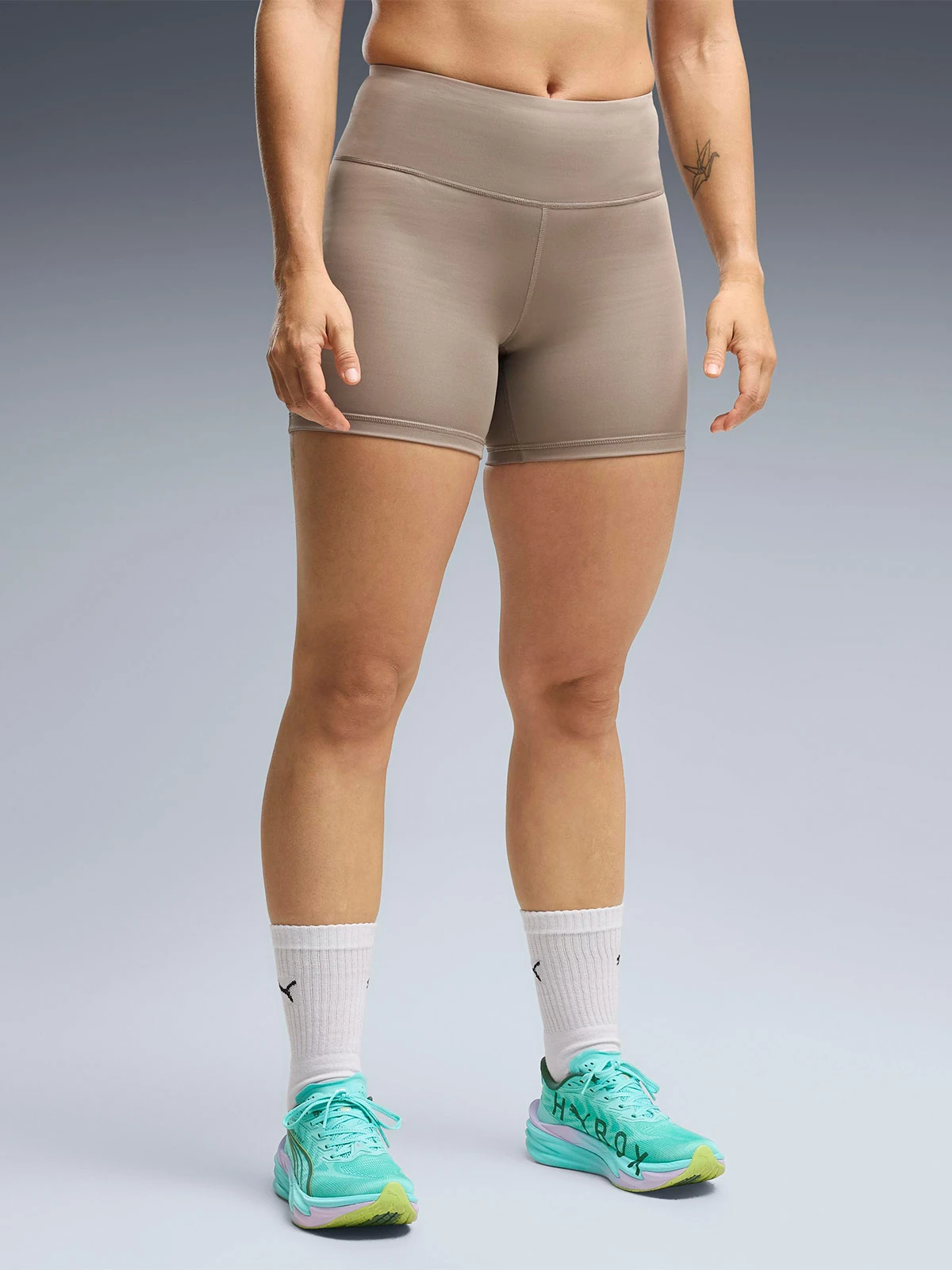 SHORT MUJER PUMA HYROX  - 1