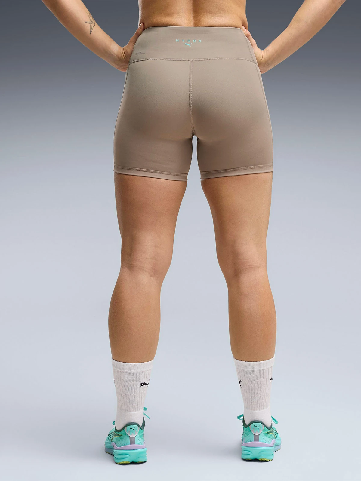 SHORT MUJER PUMA HYROX  - 2