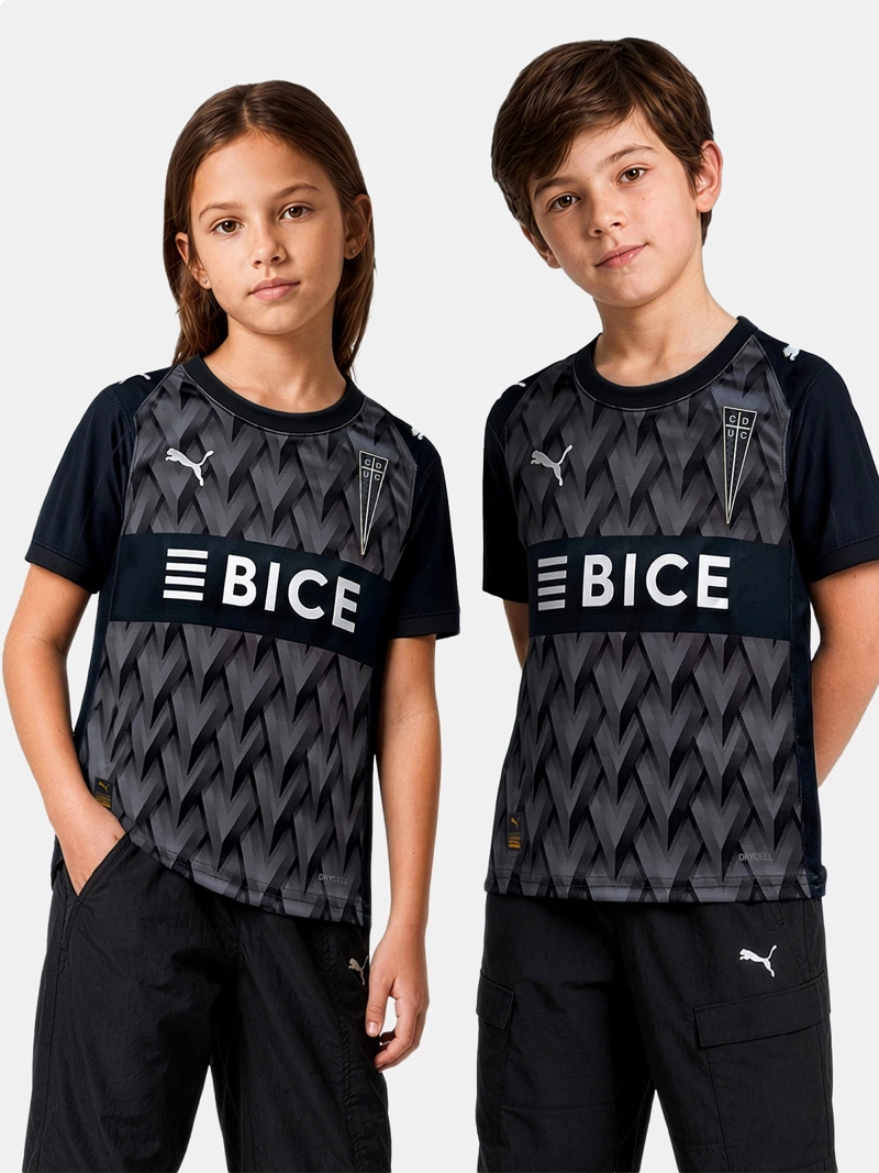 CAMISETA DE FÚTBOL NIÑO PUMA UNIVERSIDAD CATÓLICA EDICIÓN ESPECIAL NEGRO
