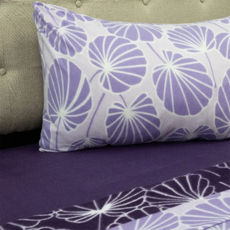 JUEGO DE SÁBANAS DORAL NEBULA POLAR ESTAMPADO 1.5 PLAZAS MORADO  - 2