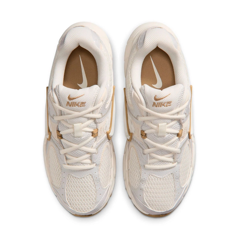 ZAPATILLAS MUJER NIKE URBANO CREMA V5 RNR - 4