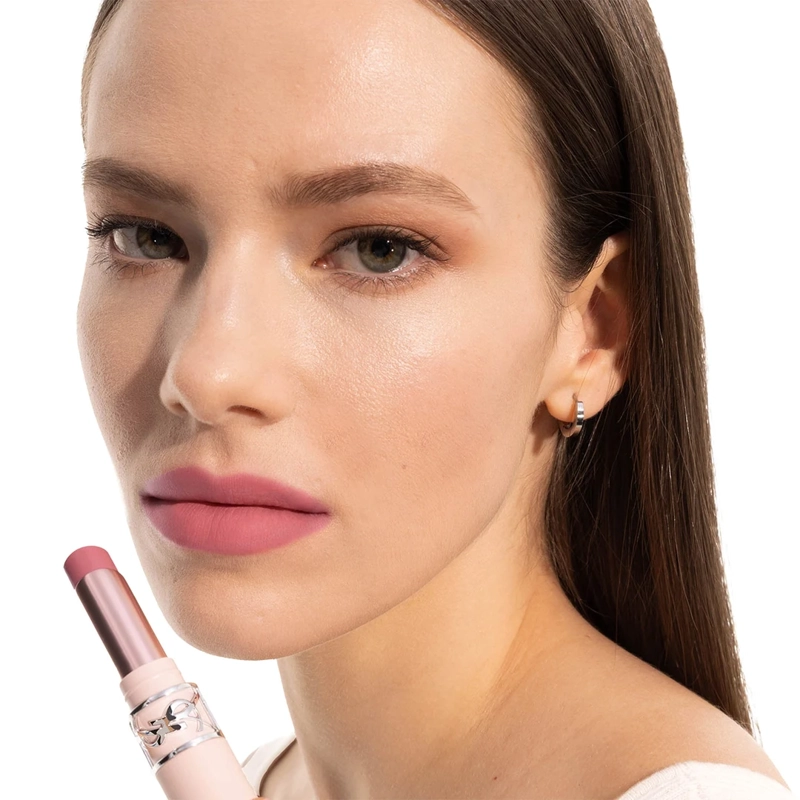 BÁLSAMO LABIAL YVES SAINT LAURENT LOVENUDE LIP 01 - 4