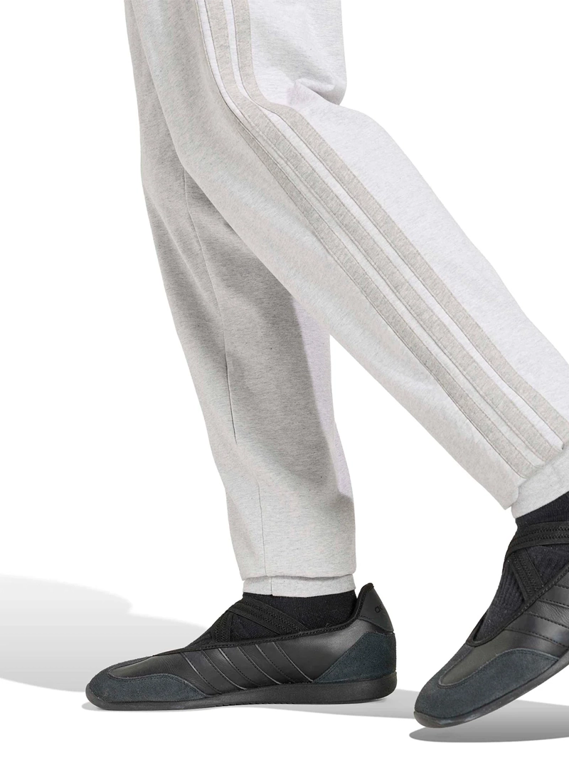 PANTALÓN DE BUZO MUJER ADIDAS ESSENTIALS 3-STRIPES - 4