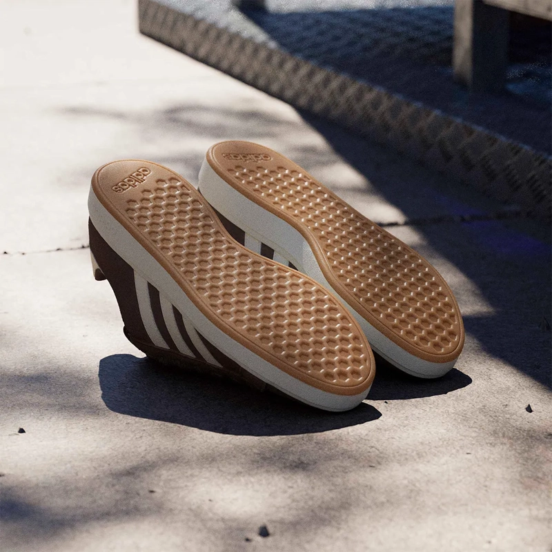 ZAPATILLAS HOMBRE ADIDAS URBANO CAFÉ GRAND COURT BASE 00S - 12
