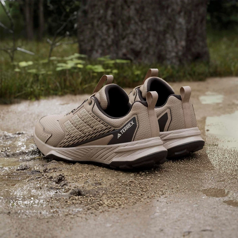 ZAPATILLAS HOMBRE ADIDAS TERREX TREKKING CAFÉ TRACEFINDER - 11