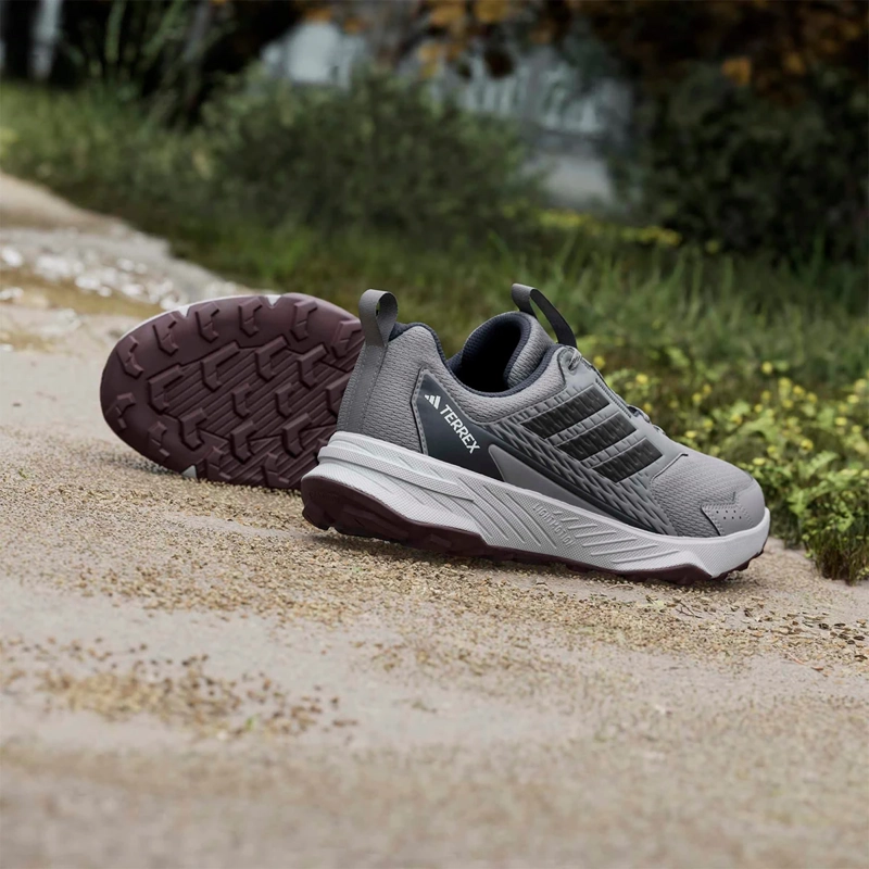 ZAPATILLAS HOMBRE ADIDAS TERREX TRAIL RUNNING GRIS TRACEFINDER - 12