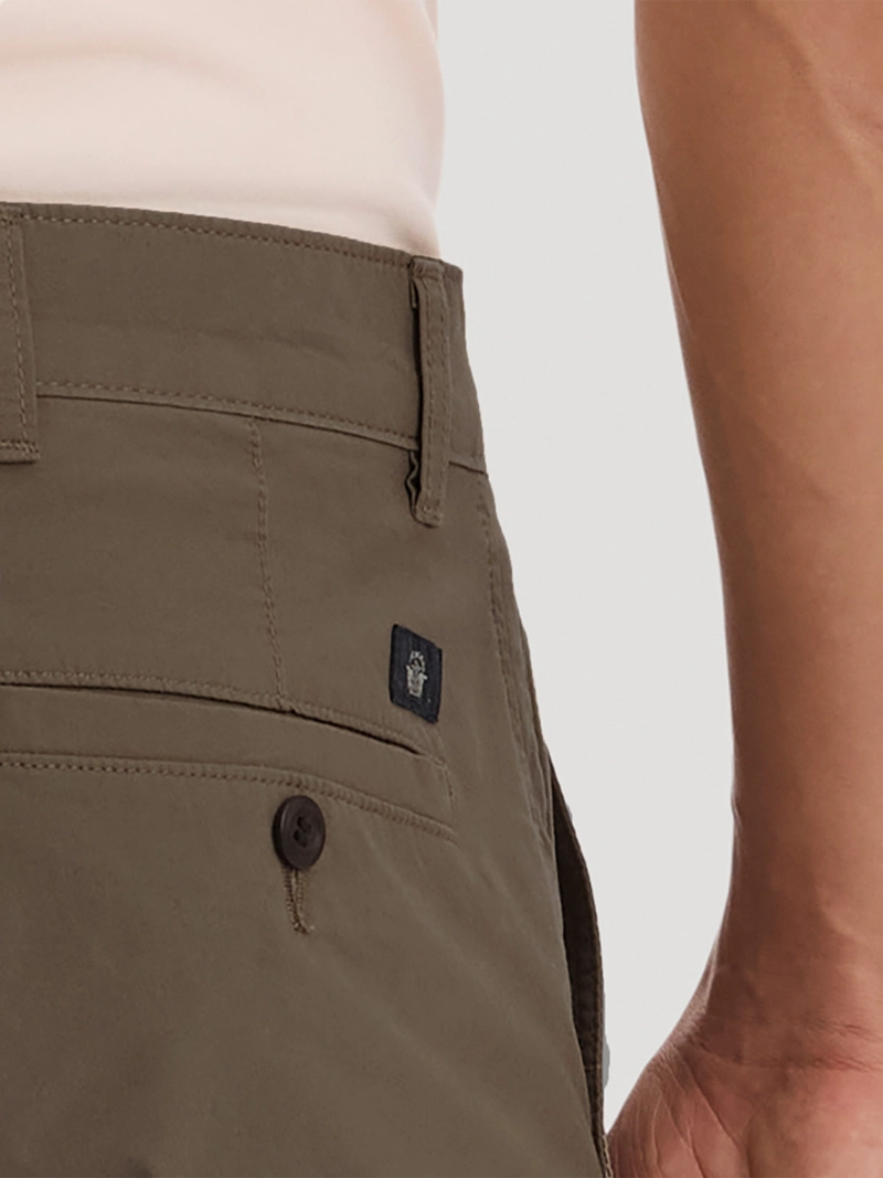 PANTALÓN HOMBRE DOCKERS SLIM FIT ULTIMATE 360 CHINO - 4