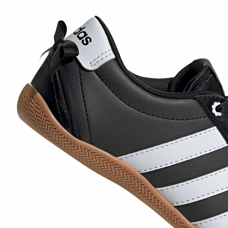 ZAPATILLAS NIÑA ADIDAS URBANAS NEGRO GRAND COURT LOW - 11