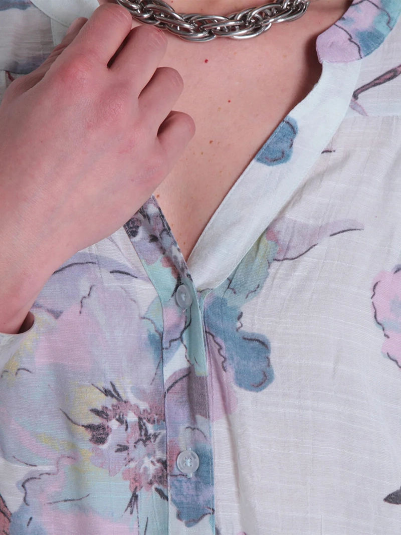 BLUSA MUJER WADOS MANGA LARGA ESTAMPADA ABOTONADA - 5