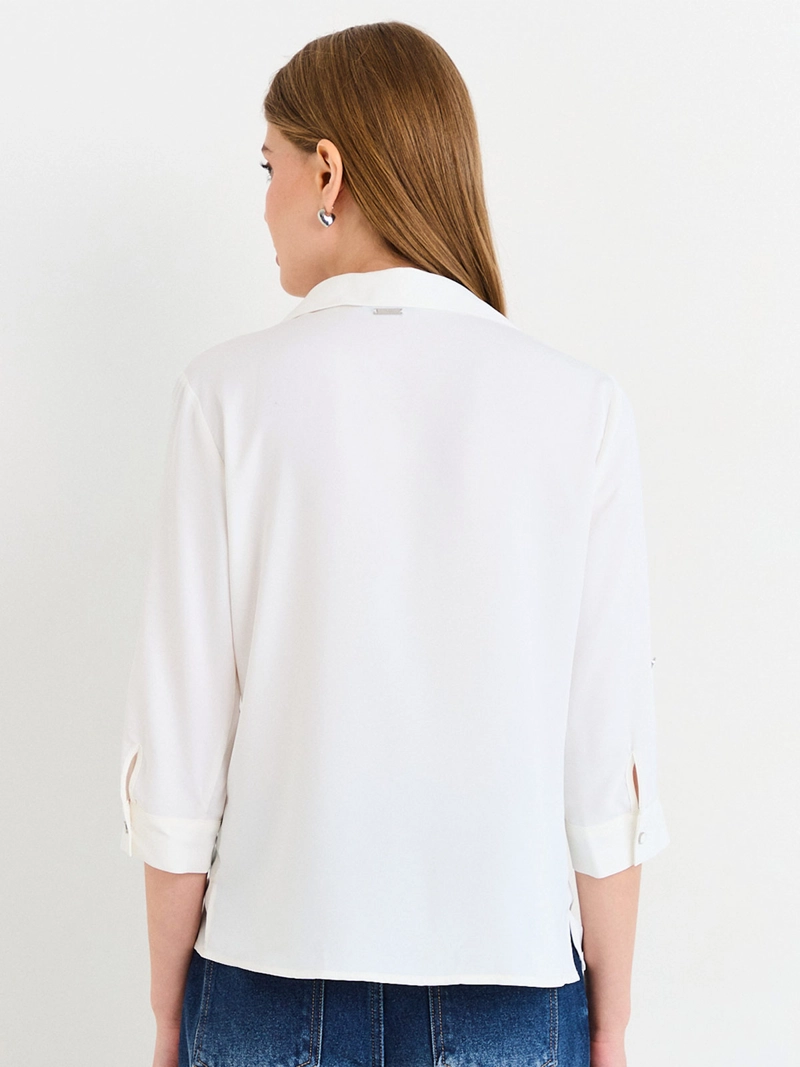 BLUSA MUJER ASH ESCOTE EN V MANGA 3/4 - 2