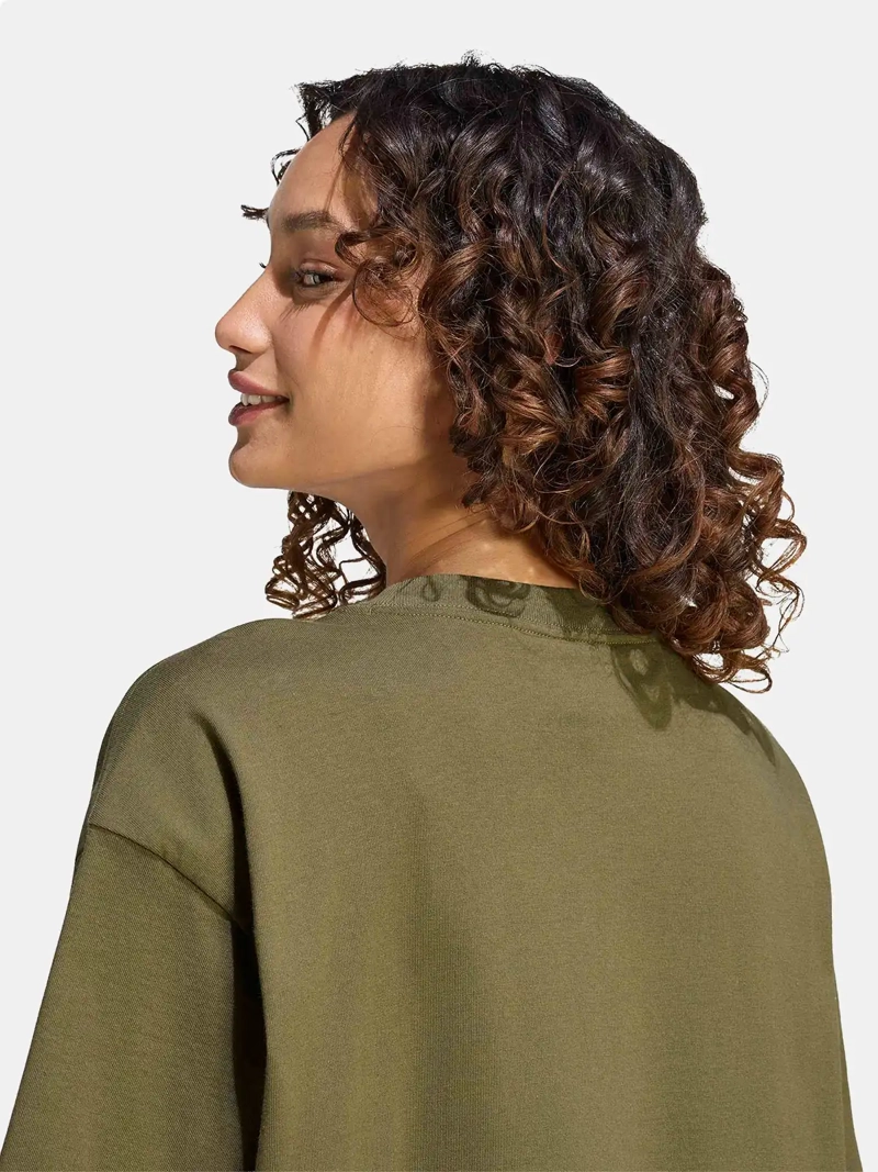 POLERA MUJER ADIDAS MANGA CORTA ESSENTIALS ESTILO BOYFRIEND - 3