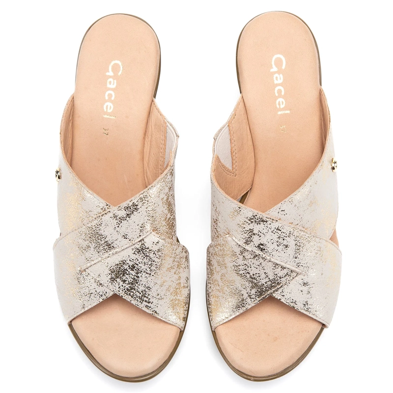 SANDALIAS MUJER GACEL DORADO DALIA CUERO - 3