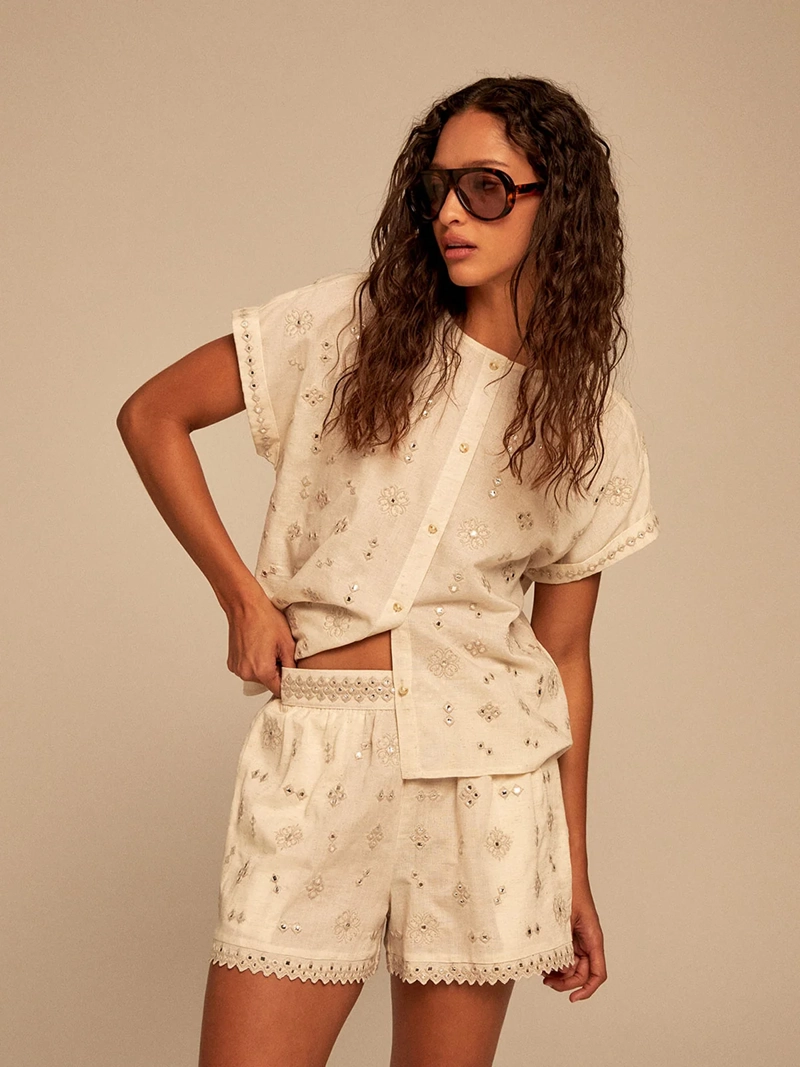 SHORT MUJER SFERA BORDADO - 2