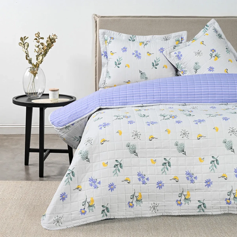 QUILT AMERICAN FAMILY NADINE KING BLANCO