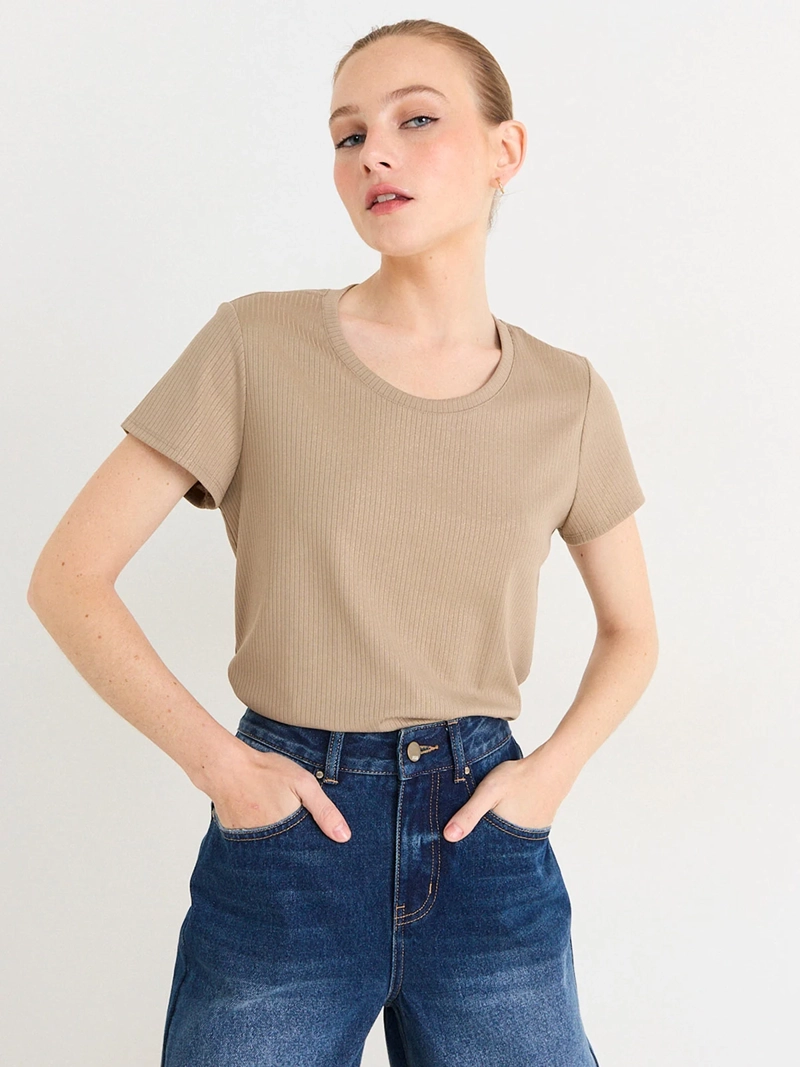 POLERA MUJER ASH ESCOTE REDONDO MANGA CORTA