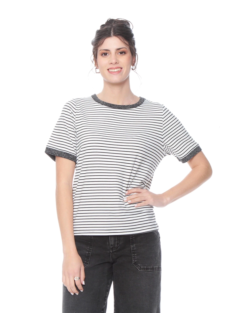 POLERA MUJER WADOS ESCOTE REDONDO MANGA CORTA