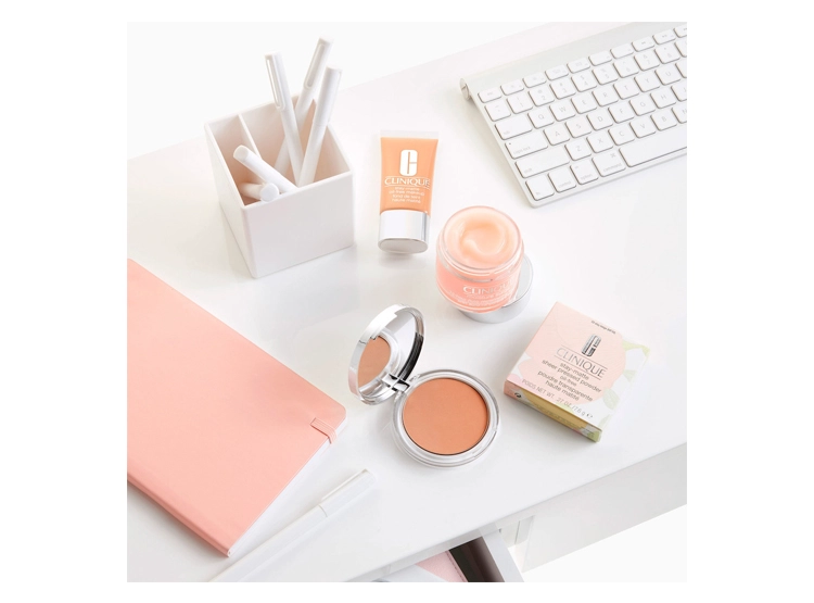 BASE DE MAQUILLAJE CLINIQUE STAY-MATTE 04 STAY BRANDY - 2